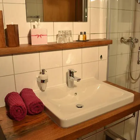 Niederauer Hof Guest house Neubeuern